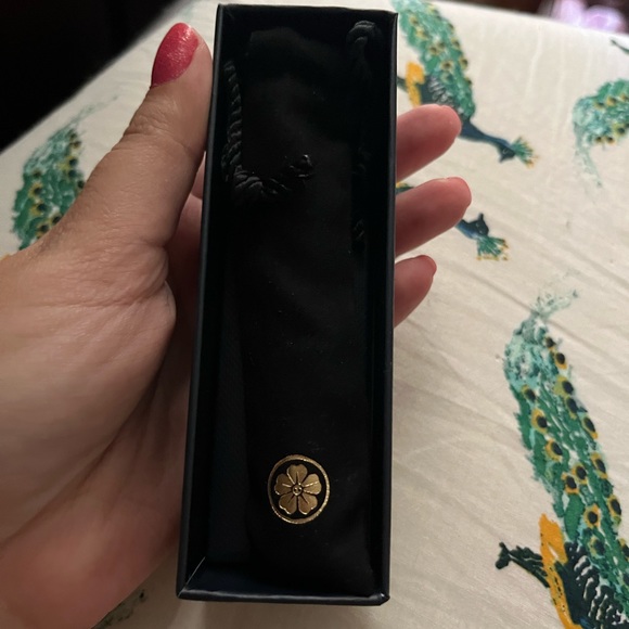 Floraiku I See The Clouds Go By 10 mL Travel Size Spray Eau de Parfum - Picture 2 of 3